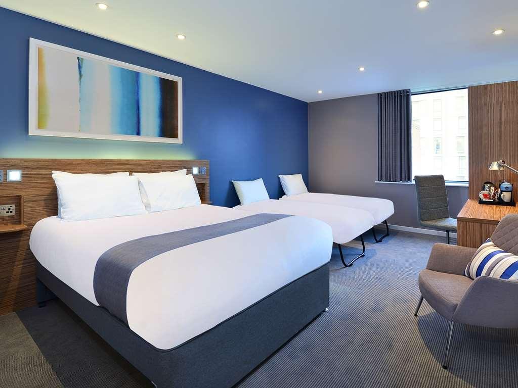 Travelodge London Ealing Værelse billede